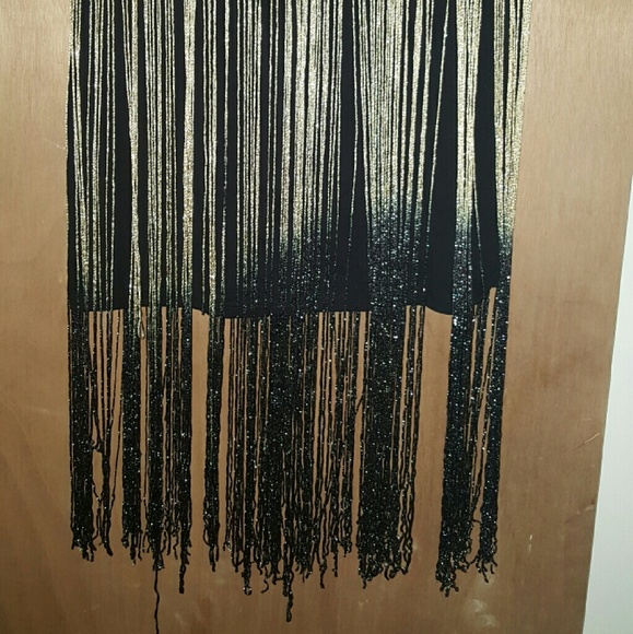 COPY - Short black shirt with shingles - Picture 2 of 3